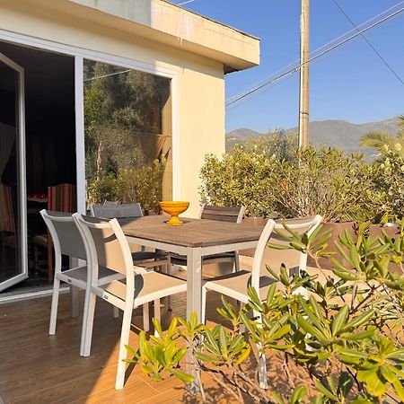 Casa Bisou Italia Wifi Et Parking Free Privato Villa Diano San Pietro Exterior photo