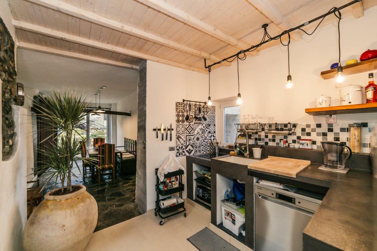 Casa Bisou Italia Wifi Et Parking Free Privato Villa Diano San Pietro Exterior photo